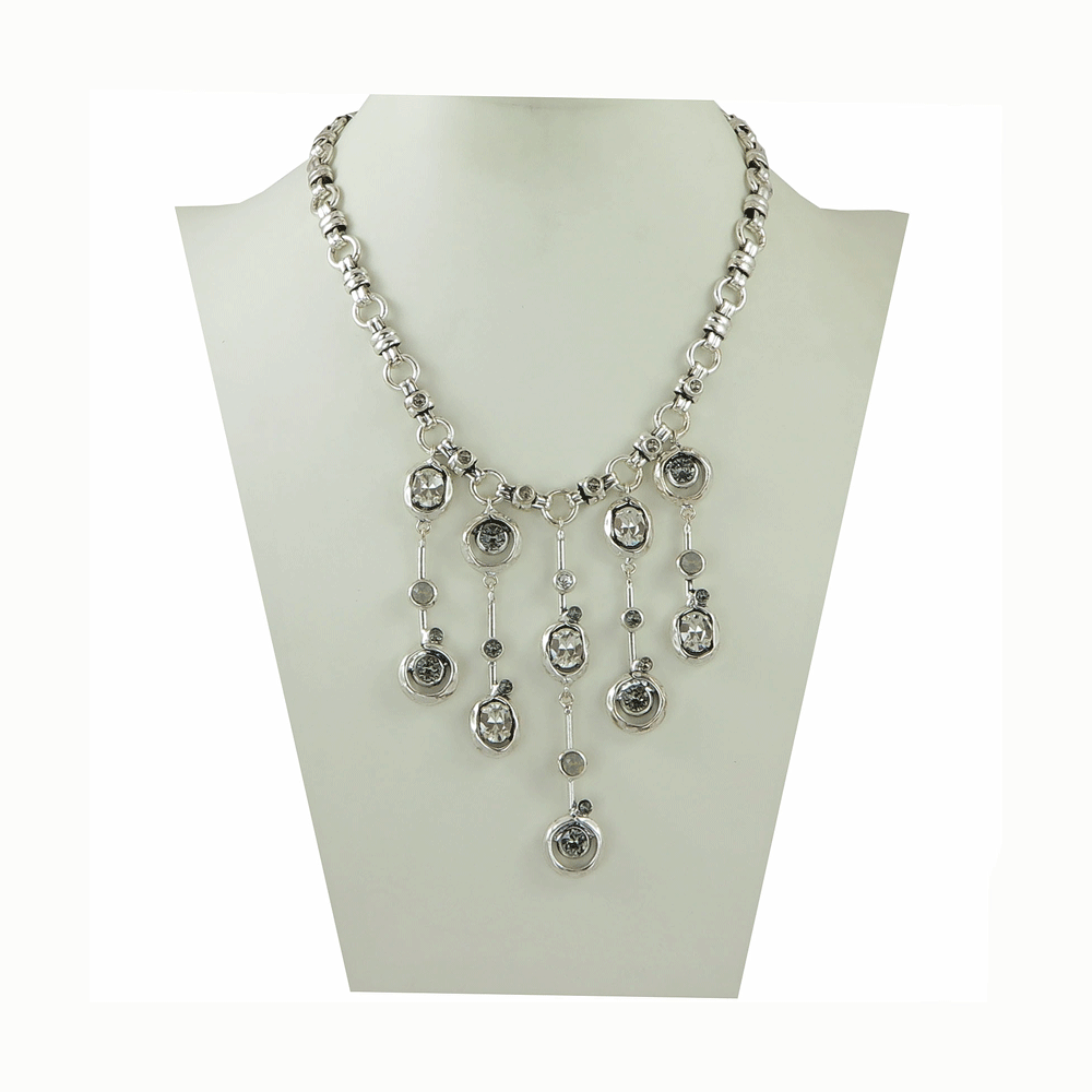 Collana con cristalli a cascata