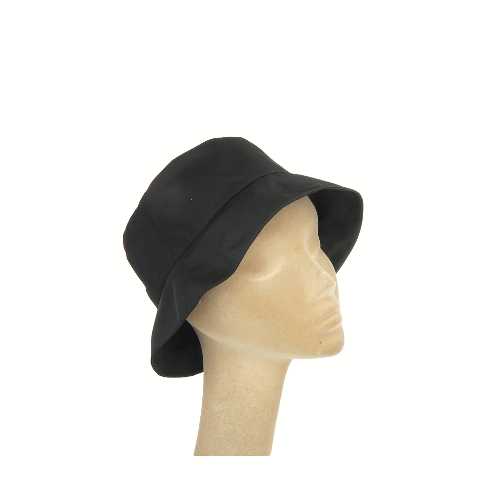 Cappello da pioggia nero