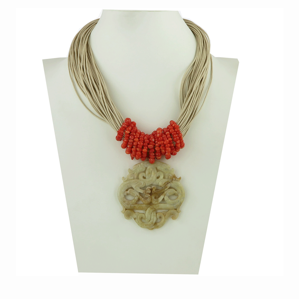 Collana con ciondolo e cordone multifilo