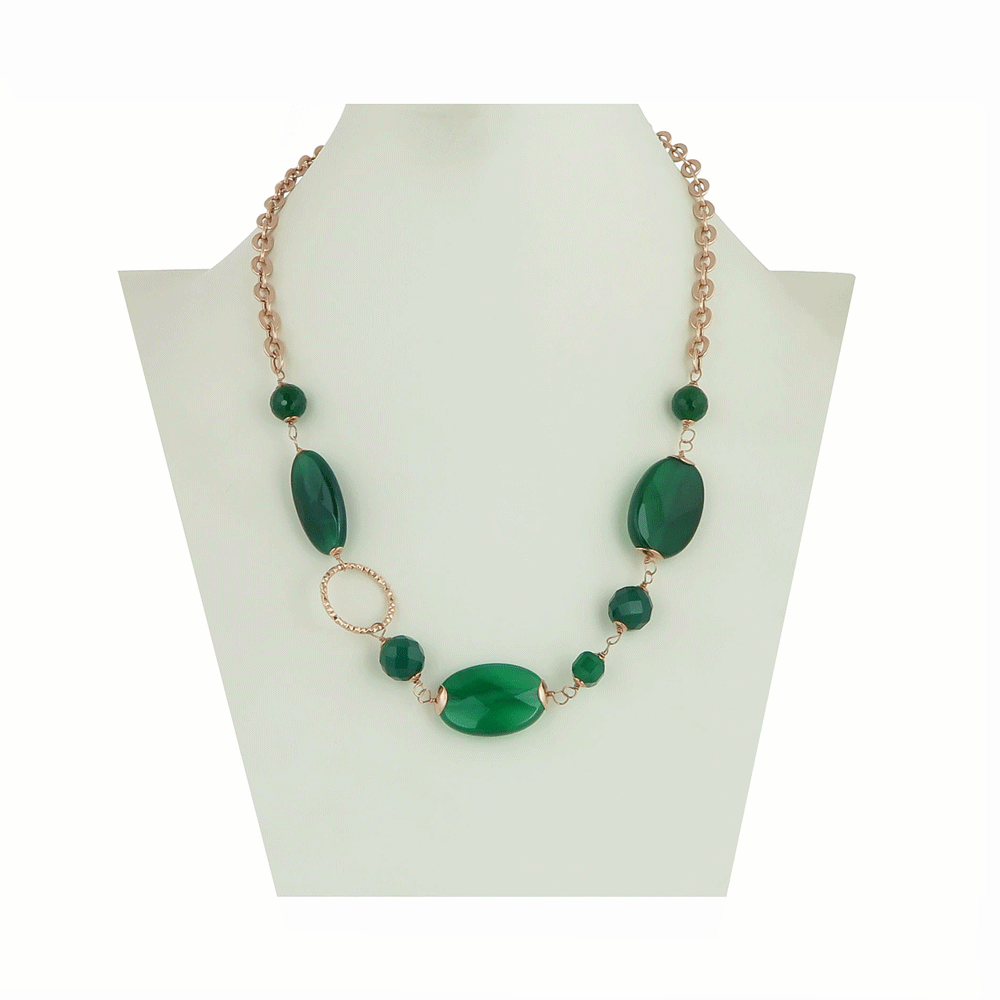 Collana con agata verde scuro