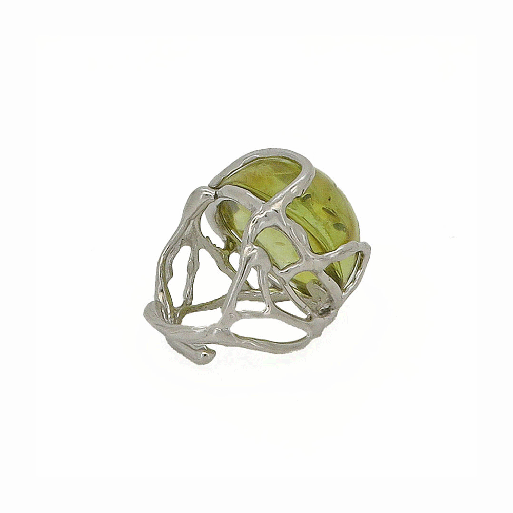 Anello in ambra verde e argento