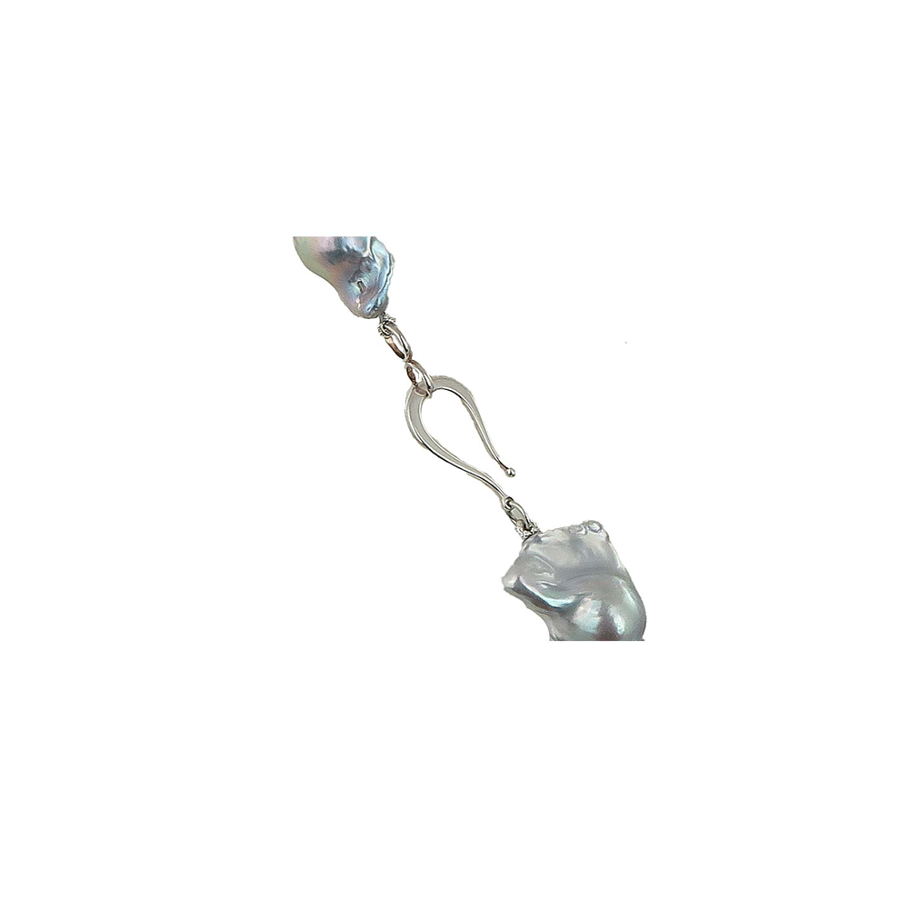 Collana di perle barocche grigie