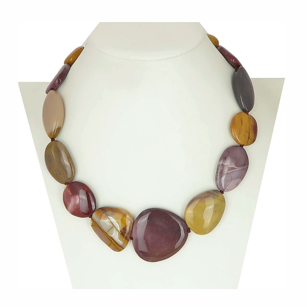 Collana di mokaite
