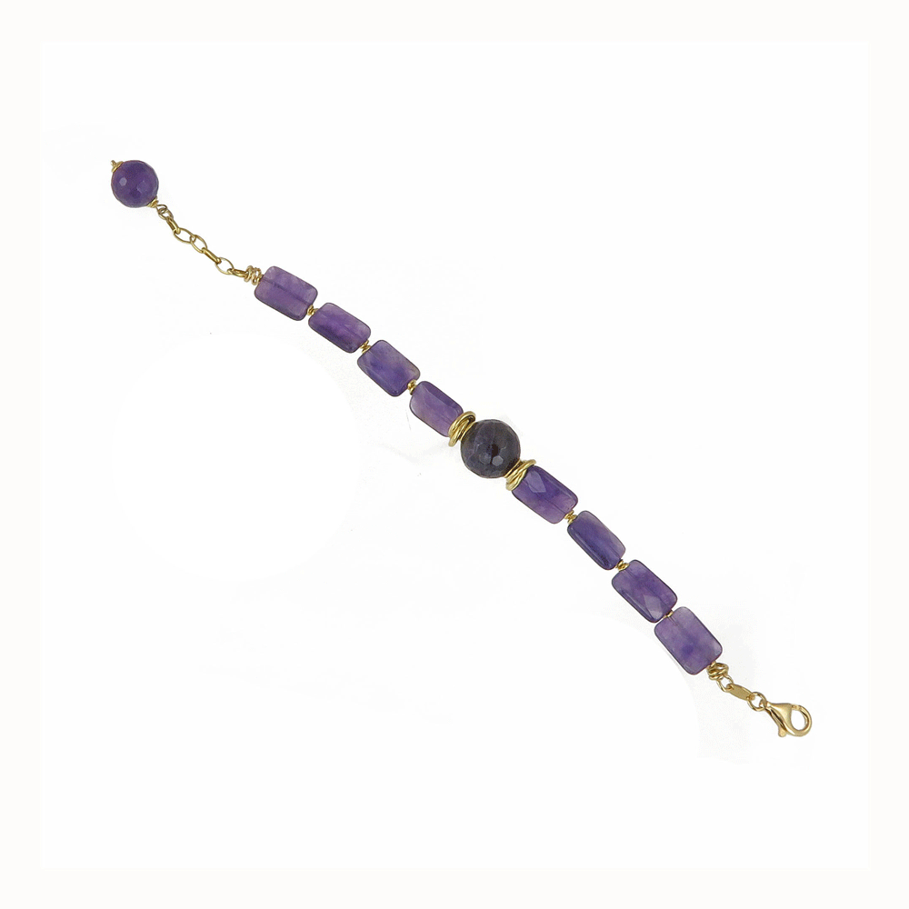 Silver bracelet with amethyst