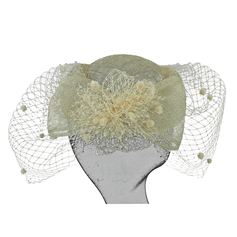 White silk ceremonial tombolino