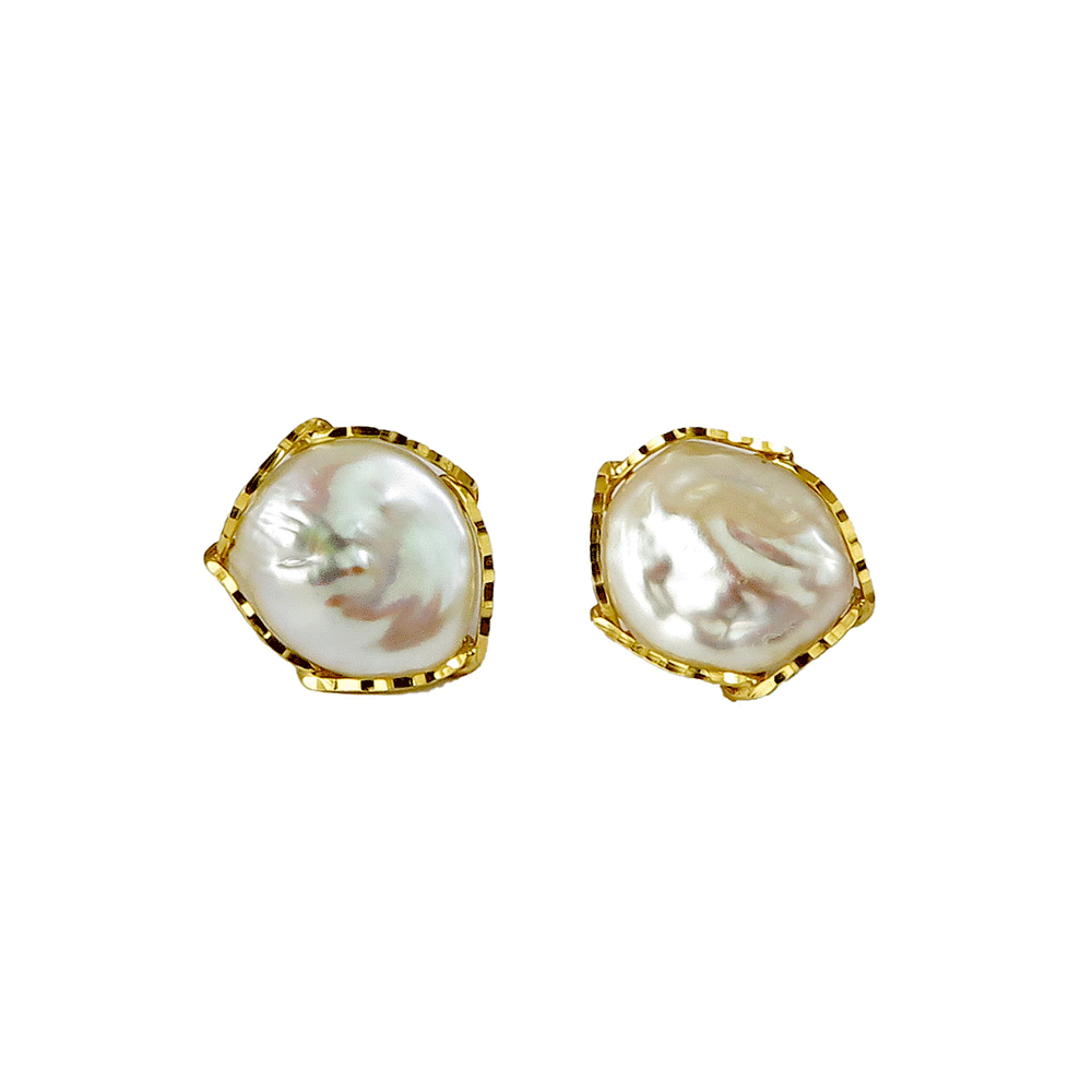 Baroque pearl stud earrings