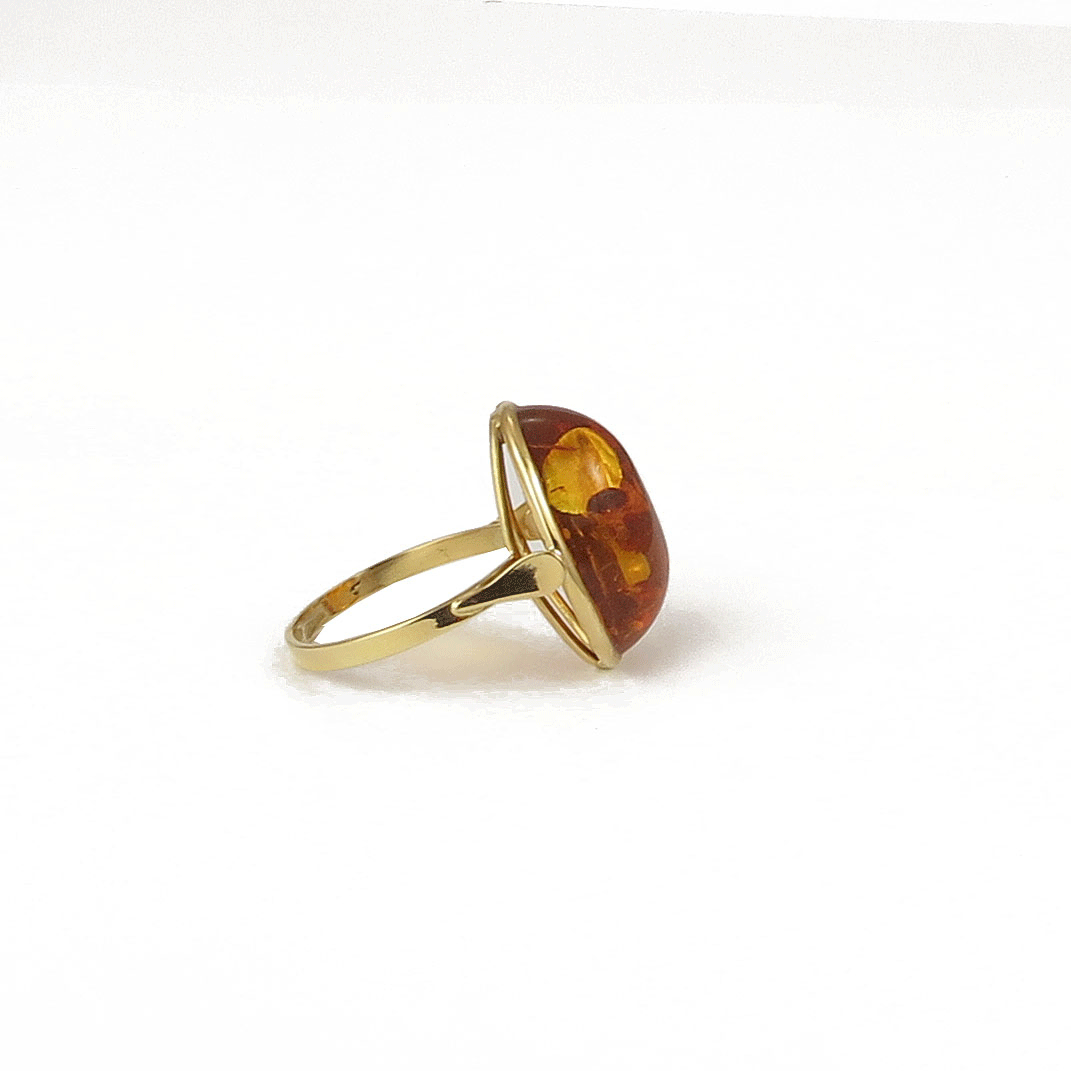 Anello d'ambra e oro