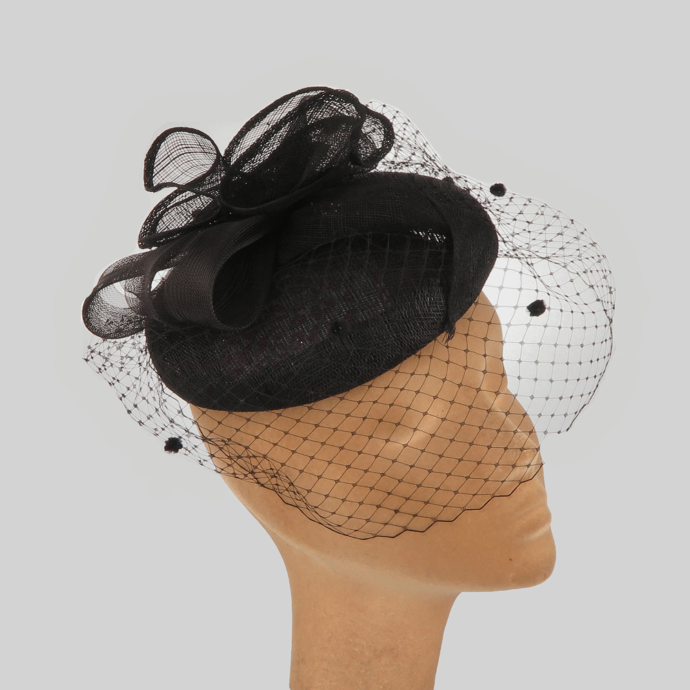 Cappellino da cerimonia nero