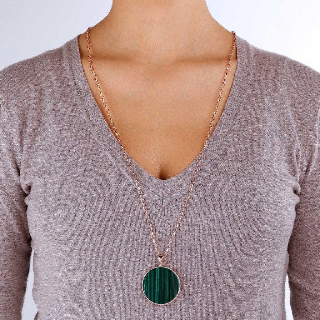 Collana lunga con malachite