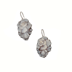 Cameo flower earrings