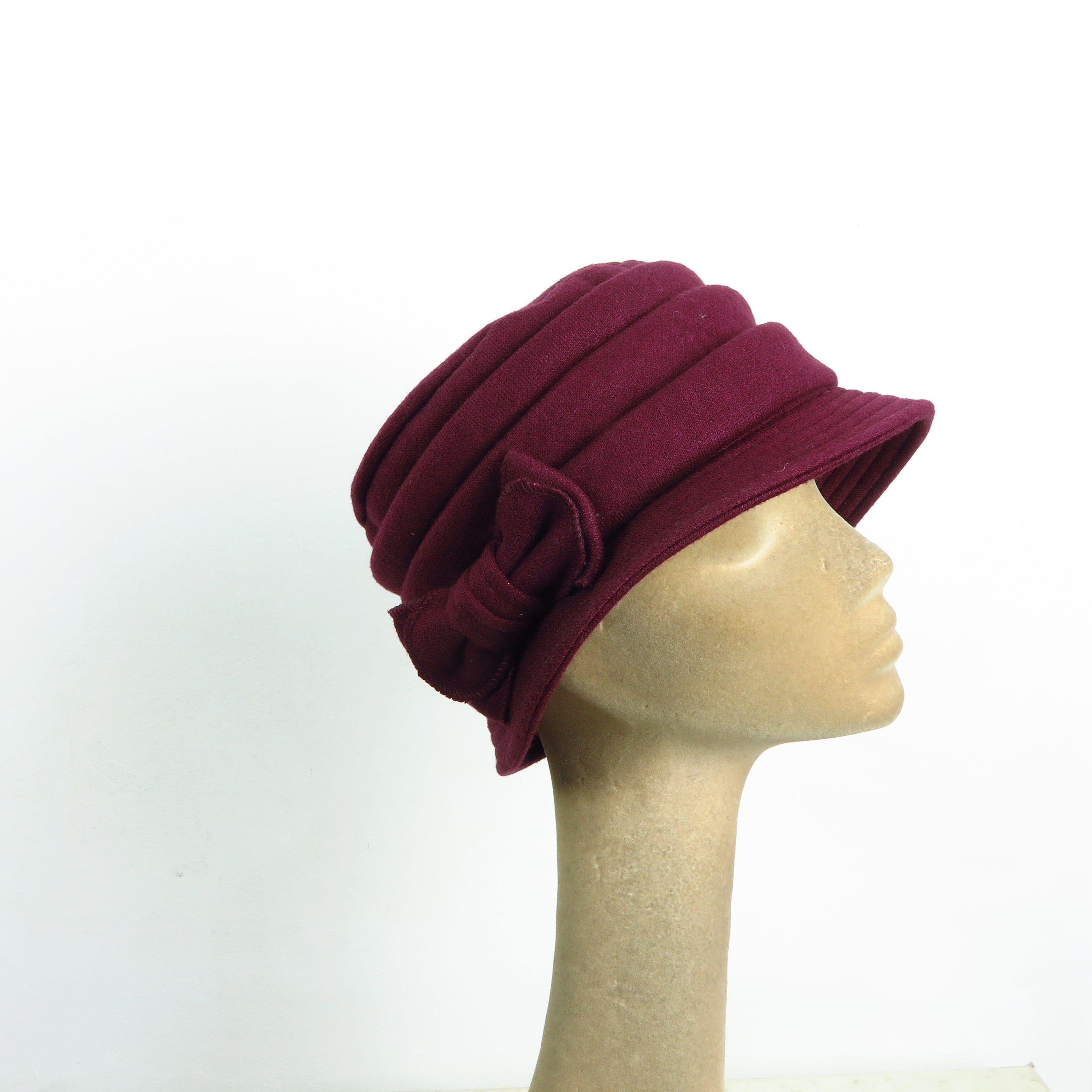 Cloche bordeaux morbida