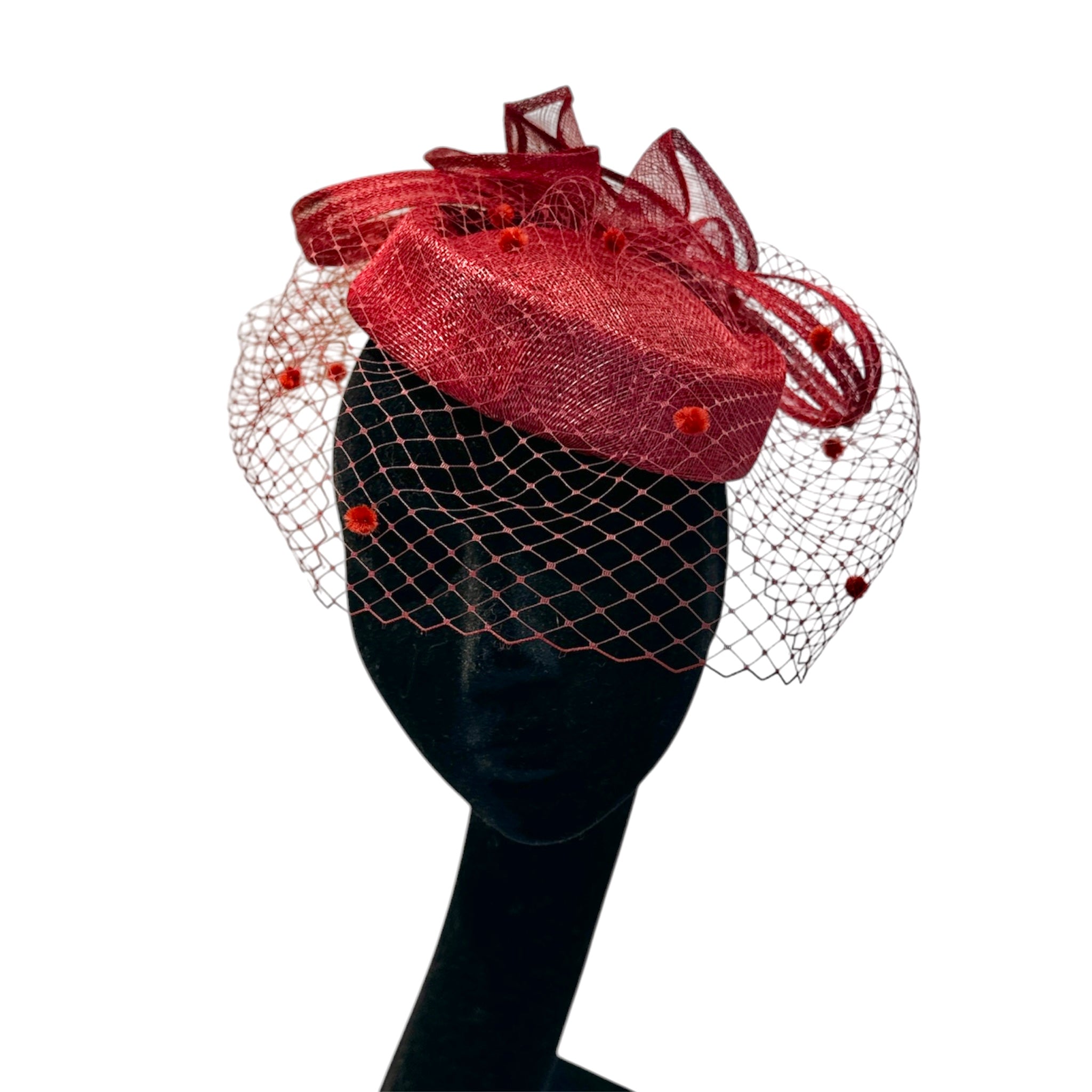 Cappello da cerimonia rosso con veletta