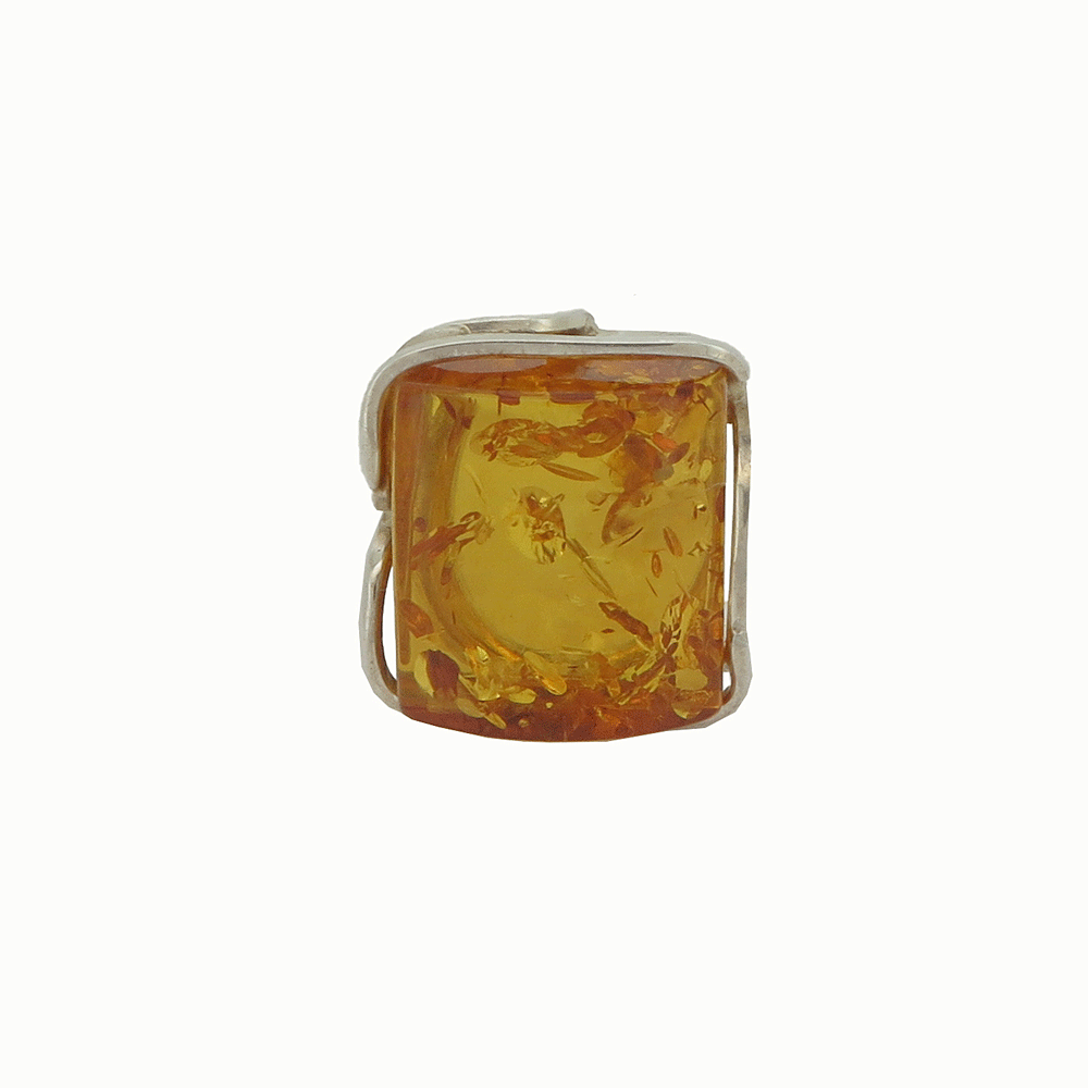 Anello in argento e ambra