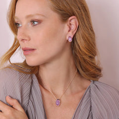 Lobe earrings with amethyst