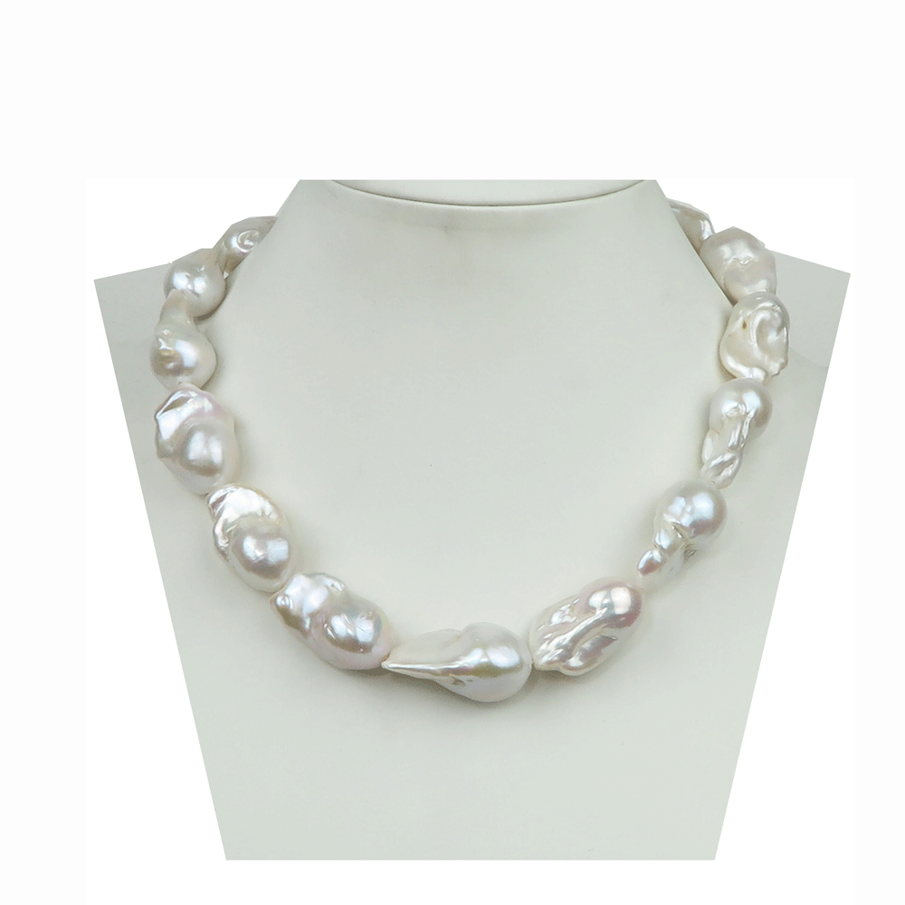 Collana di perle barocche bianche