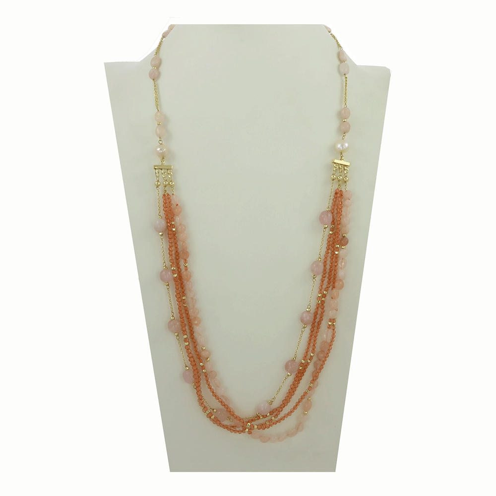 Collana con quarzo rosa e cristalli a cinque fili