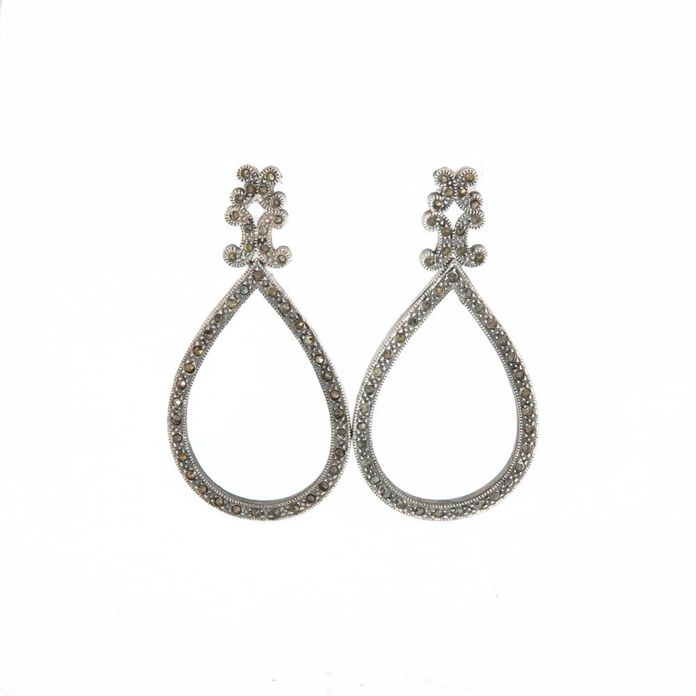 Orecchini pendenti a goccia in marcasite