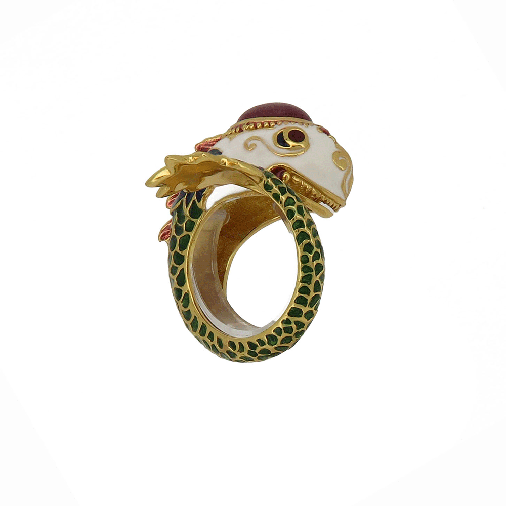Anello in argento dorato con pesce smaltato