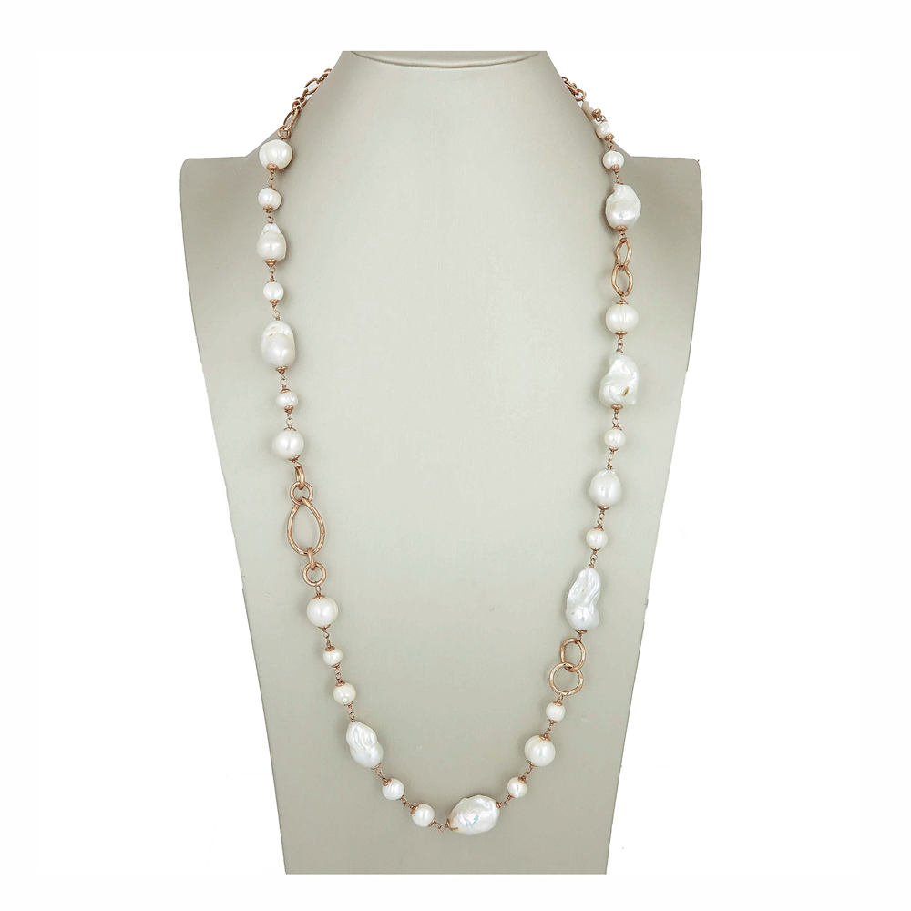 Collana lunga con perle di fiume