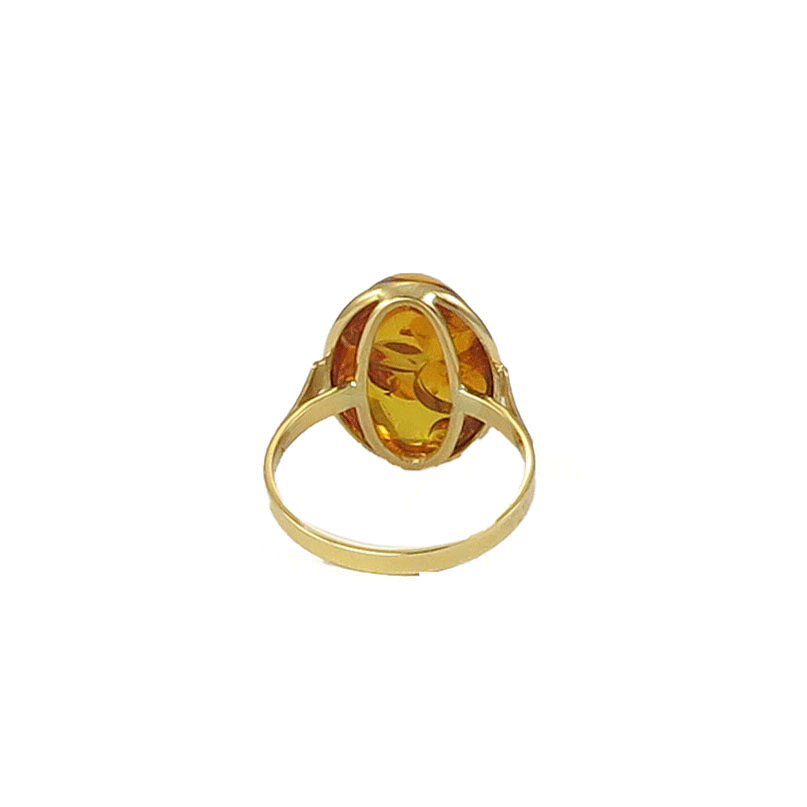 Amber and gold ring