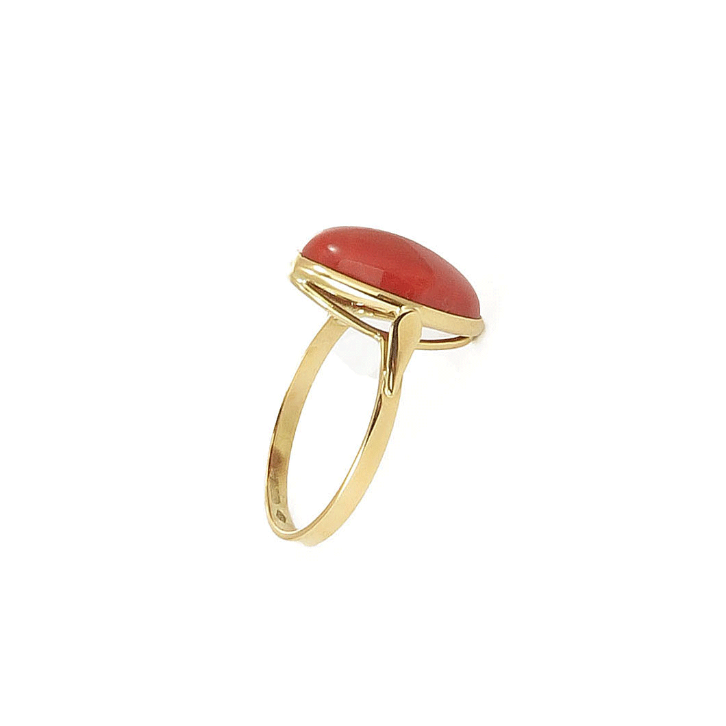 Coral and gold ring