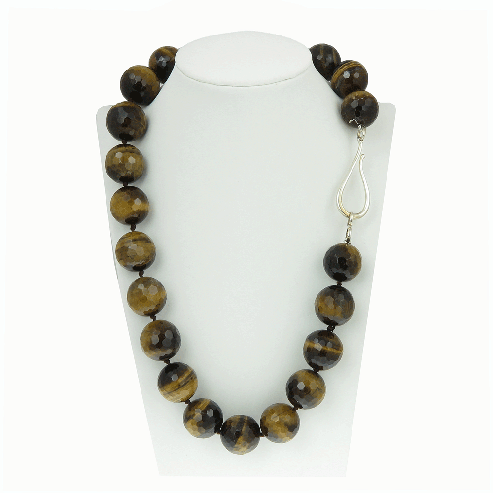 Collana con occhio di tigre