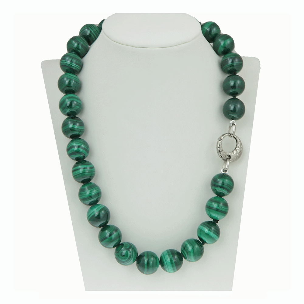 Collana in malachite sferica e chiusura in argento
