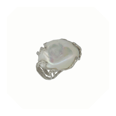 Anello con perla e argento