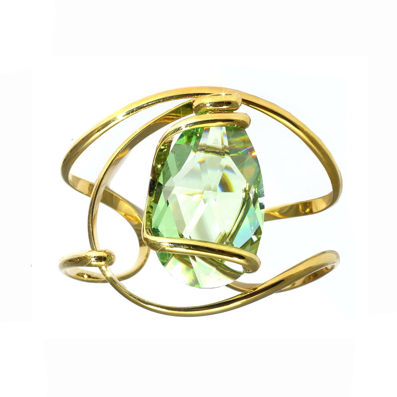 Rigid bracelet with crystal