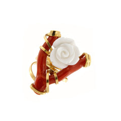 18 kt gold ring with red coral and white coral rose
