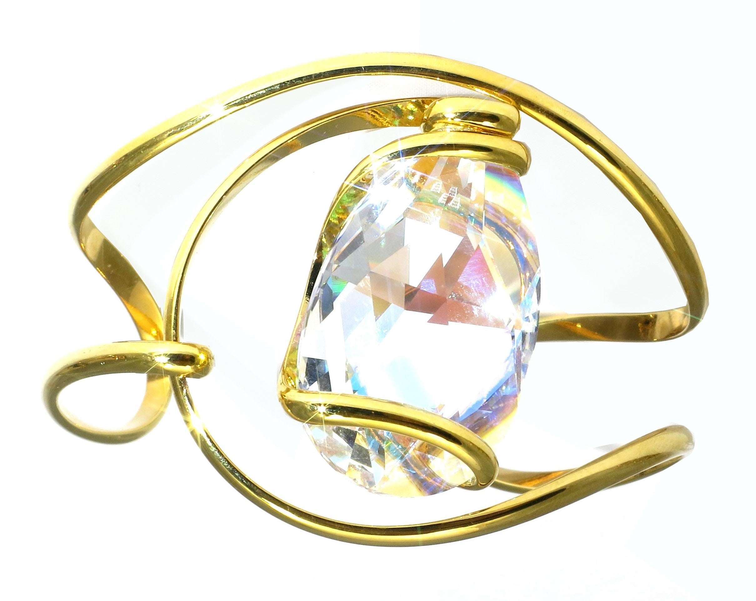 Rigid bracelet with crystal