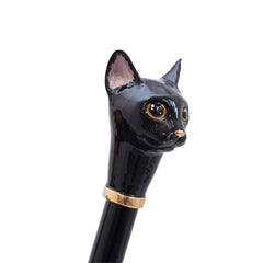 Shoehorn with enamelled cat