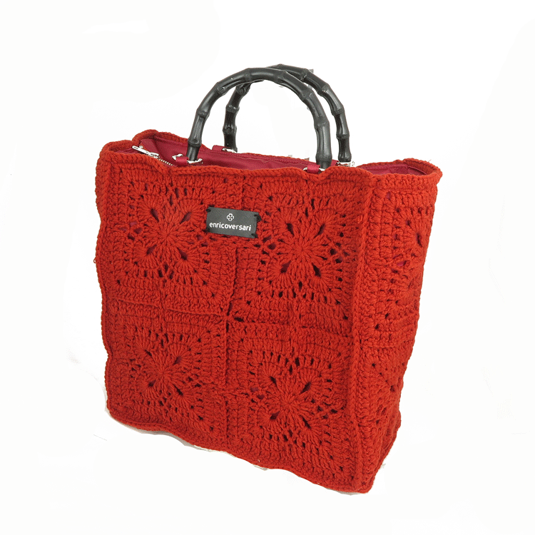 Red wool crochet bag