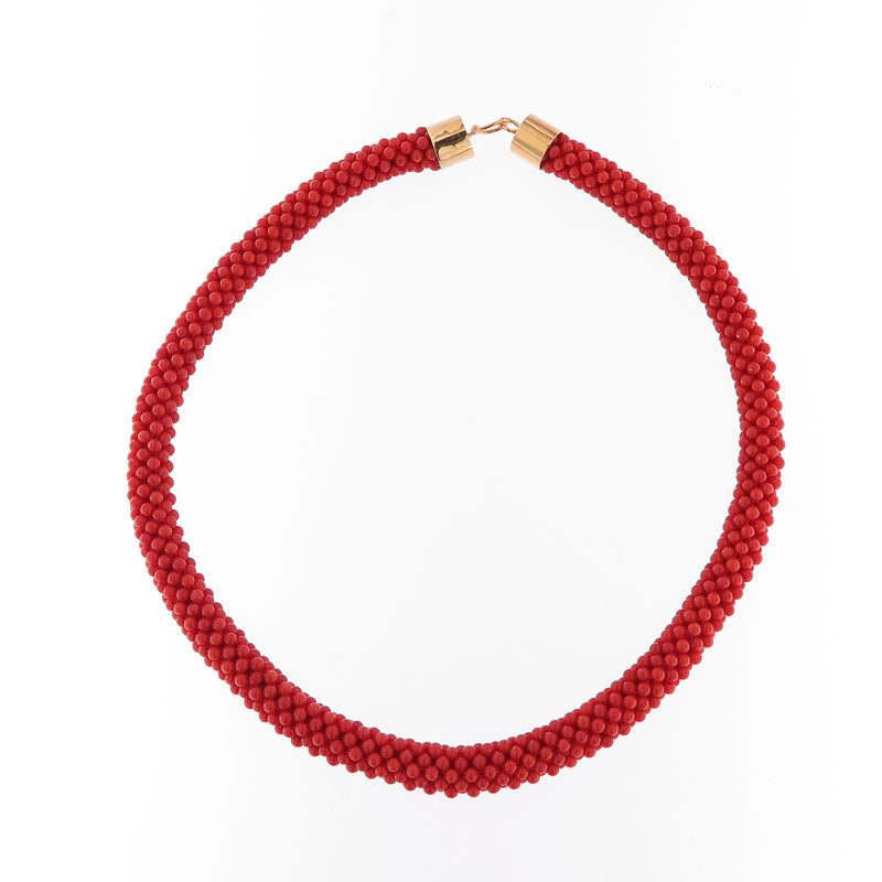 Collana girocollo in corallo tessito